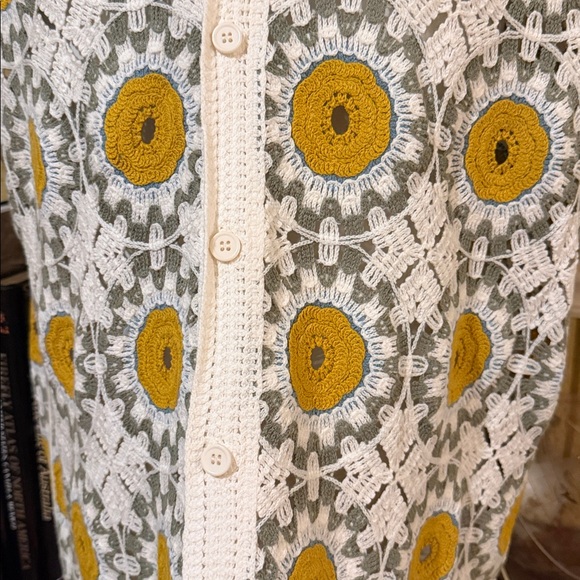 Absent Men’s Crochet Button-Up Shirt. NWT. Runs small- listing as 2XL. - Picture 2 of 10